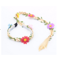 HAARBAND BLOEMEN MET LANGE VLECHT LICHT BLOND